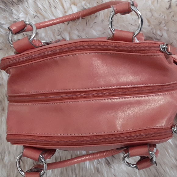 Pearlescent Peach purse. - Picture 3 of 5
